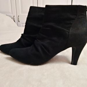 Riallo Suede Ankle Boots